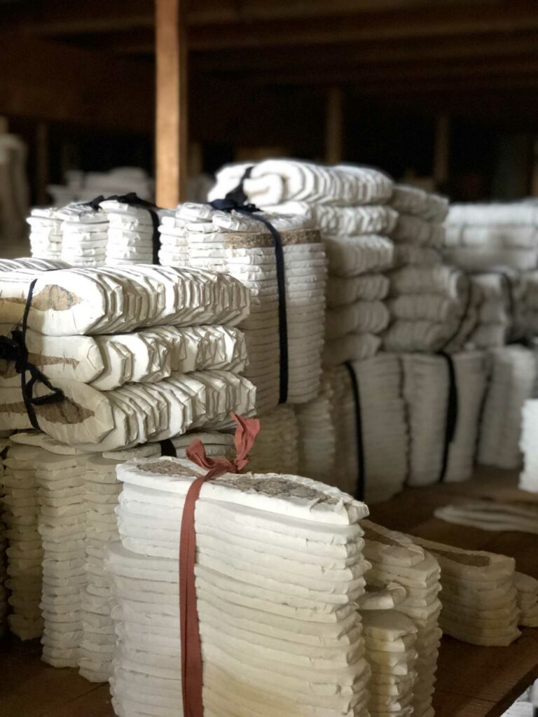 étape 1 : découpe des semelles en jute pour espadrilles