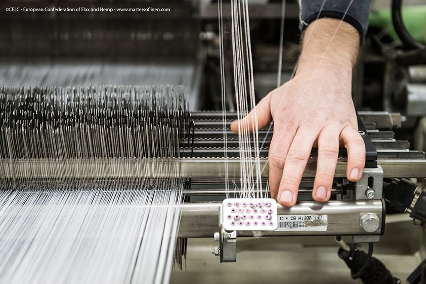 Comment le lin devient tissu ?